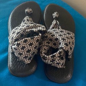 Sanuk Flip Flop Yoga Mat Sandals